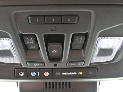 Used 2024 GMC Sierra 2500 Denali Ultimate AWD/4WD image 28