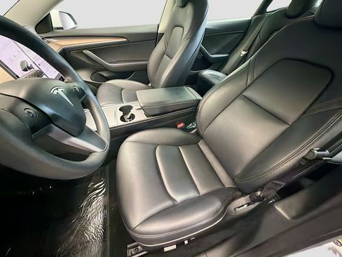 Used 2023 Tesla Model 3 Standard Range RWD image 11