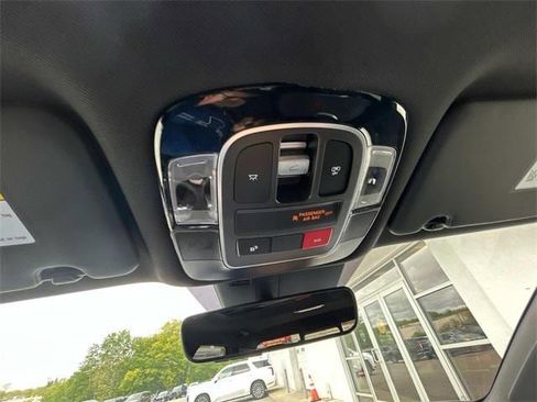 New 2025 Hyundai Santa Cruz Limited image 12