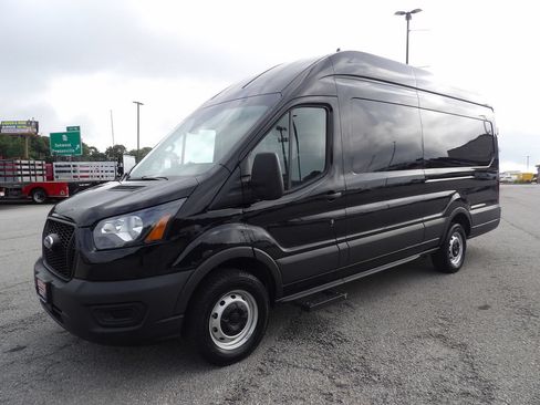 Used 2023 Ford Transit 250 148 High Roof Extended RWD image 3