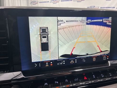 New 2026 Chevrolet Silverado 1500 ZR2 w/ ZR2 Bison Edition AWD/4WD image 46