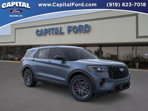 New 2026 Ford Explorer ST-Line w/ ST-Line Street Pack image 7