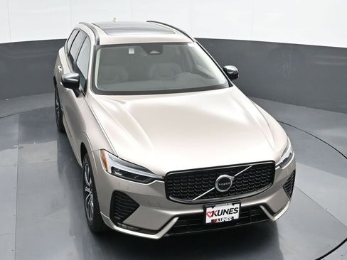 New 2025 Volvo XC60 B5 Core w/ Protection Package Premier AWD/4WD image 33