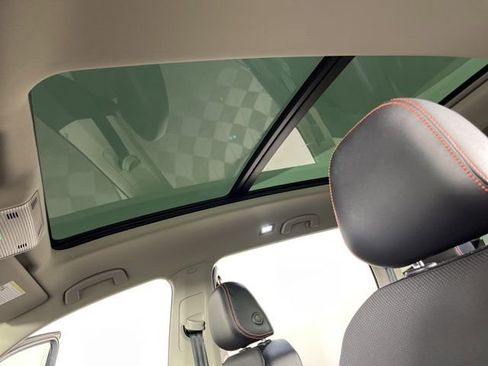 Used 2024 Volkswagen Atlas Peak Edition SEL image 35