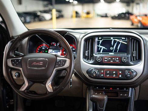 Used 2016 GMC Canyon SLT w/ Driver Alert Package AWD/4WD image 25