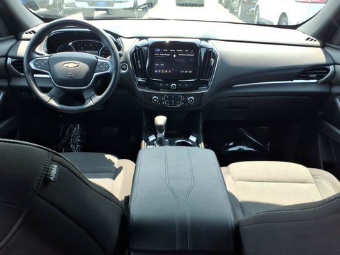 Used 2023 Chevrolet Traverse LT AWD/4WD image 11