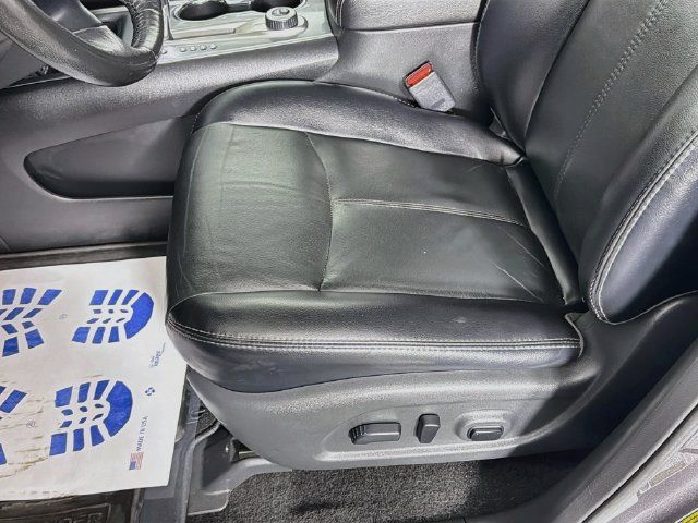 Used 2018 Nissan Pathfinder SL AWD/4WD image 19