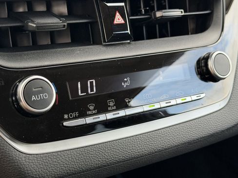 Used 2024 Toyota Corolla LE FWD image 20