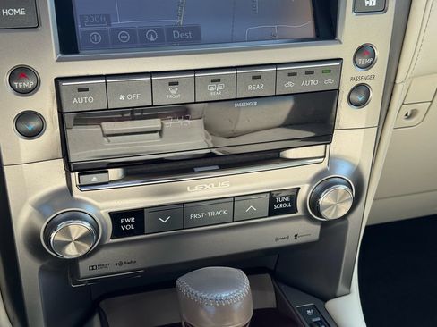 Used 2019 Lexus GX 460 Premium AWD/4WD image 19