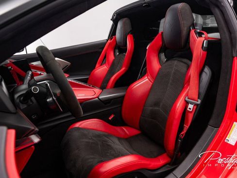 Used 2021 Chevrolet Corvette Stingray Premium Cpe w/ 3LT image 32