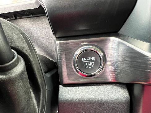 Used 2023 Ford F250 Lariat w/ Lariat Ultimate Package image 16