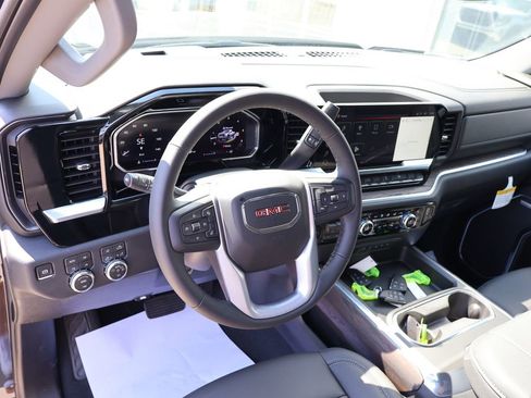 New 2026 GMC Sierra 3500 SLT w/ SLT Convenience Package AWD/4WD image 26