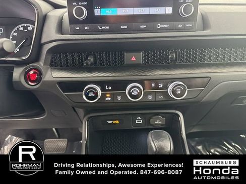 Used 2025 Honda CR-V LX image 9