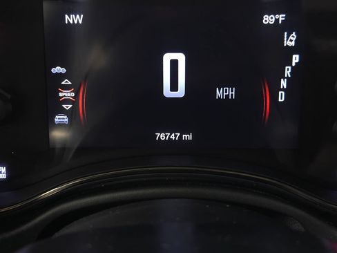 Used 2020 Dodge Durango R/T w/ Technology Group RWD image 23