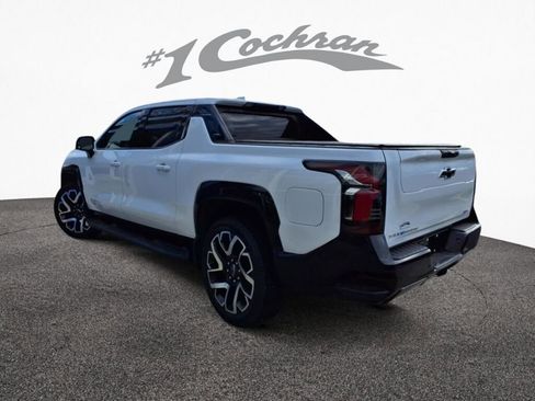 New 2025 Chevrolet Silverado EV RST image 4