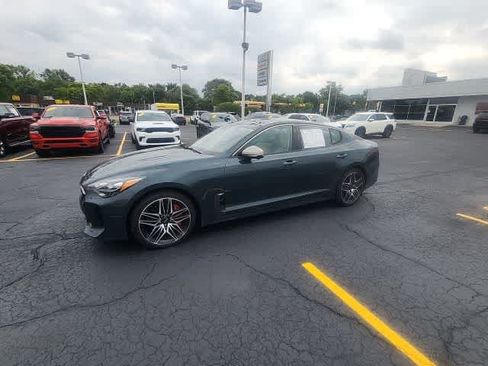 Used 2022 Kia Stinger GT2 AWD/4WD image 23