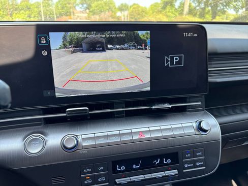 Used 2025 Hyundai Kona SEL FWD image 23