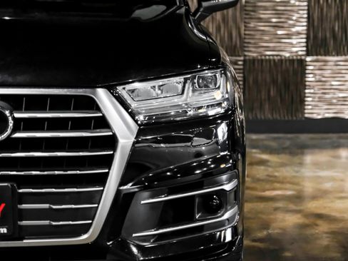 Used 2018 Audi Q7 3.0T Prestige image 39
