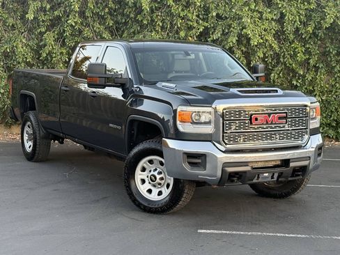 Used 2017 GMC Sierra 3500 4x4 Crew Cab image 1