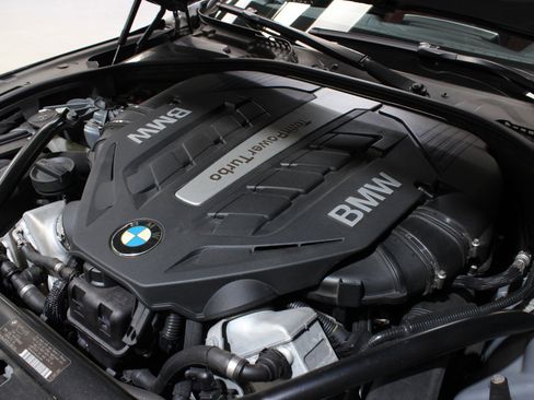 Used 2012 BMW 650i Coupe image 23