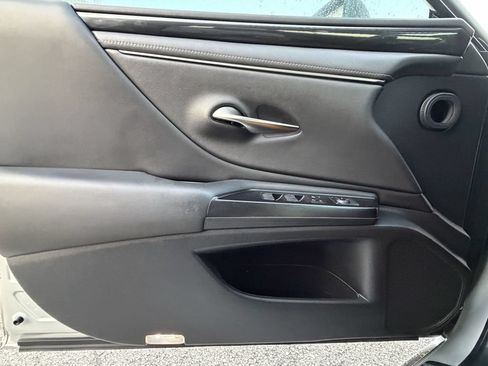 Used 2020 Lexus ES 350 w/ Accessory Package 2 FWD image 20