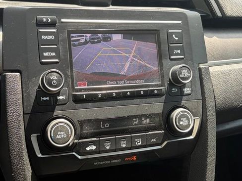 Used 2020 Honda Civic LX image 3