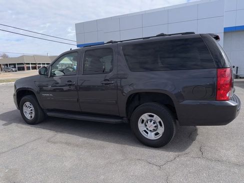 Used 2011 GMC Yukon XL 2500 SLT w/ SLT-2 Equipment Package image 20