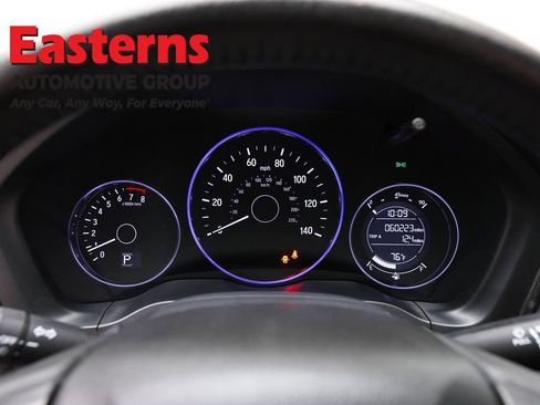 Used 2021 Honda HR-V Sport image 16