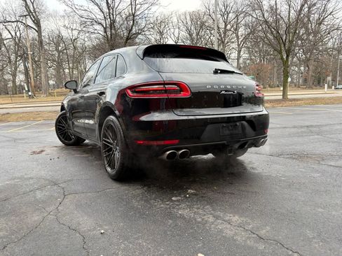Used 2015 Porsche Macan S w/ Premium Package image 2