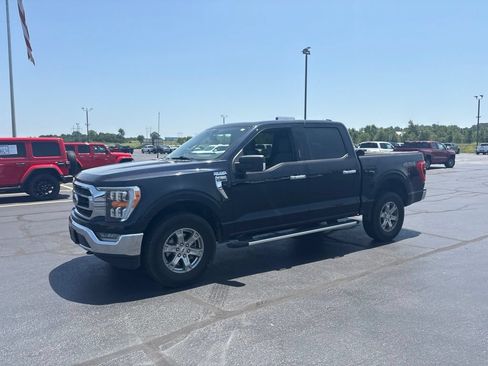 Used 2022 Ford F150 XLT w/ Equipment Group 302A High AWD/4WD image 3