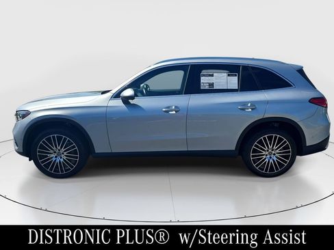 Certified 2023 Mercedes-Benz GLC 300 image 9