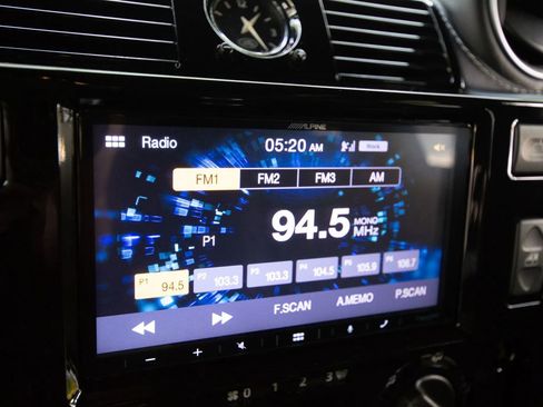 Used 1992 Land Rover Defender 110 image 52