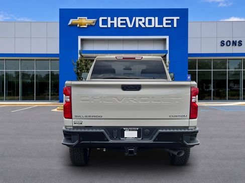 New 2026 Chevrolet Silverado 2500 Custom w/ Custom Value Package AWD/4WD image 6