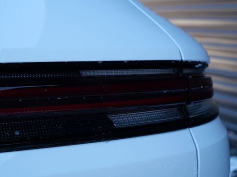 New 2026 Porsche Cayenne E-Hybrid image 8