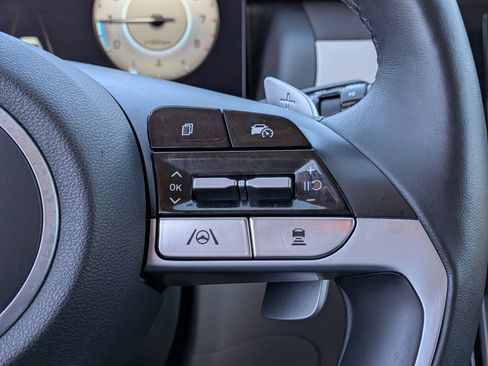 Used 2023 Hyundai Tucson Limited image 29