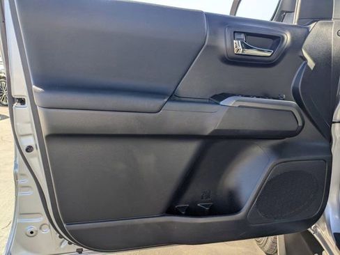 Used 2020 Toyota Tacoma SR5 image 13