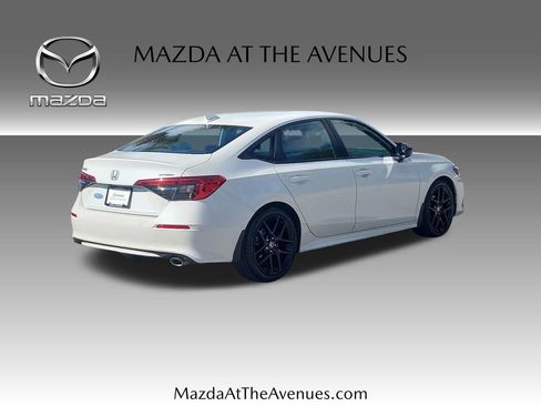 Used 2023 Honda Civic Sport image 4