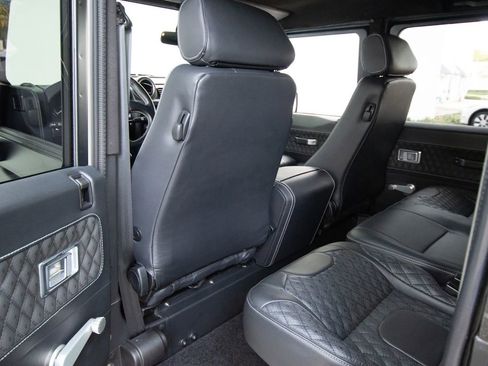 Used 1992 Land Rover Defender 110 image 28