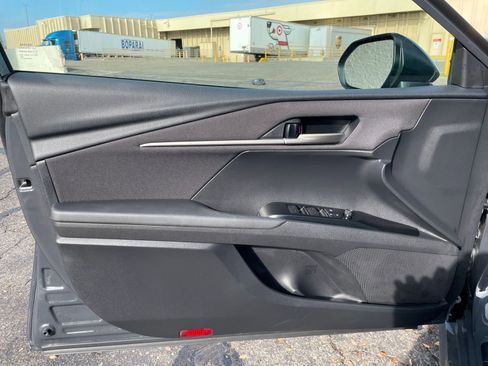 Used 2025 Toyota Camry LE image 20