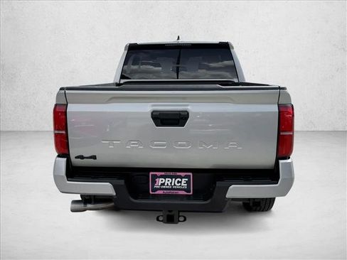 Certified 2025 Toyota Tacoma SR5 AWD/4WD image 6