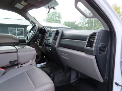 Used 2019 Ford F450 XL w/ XL Value Package image 40