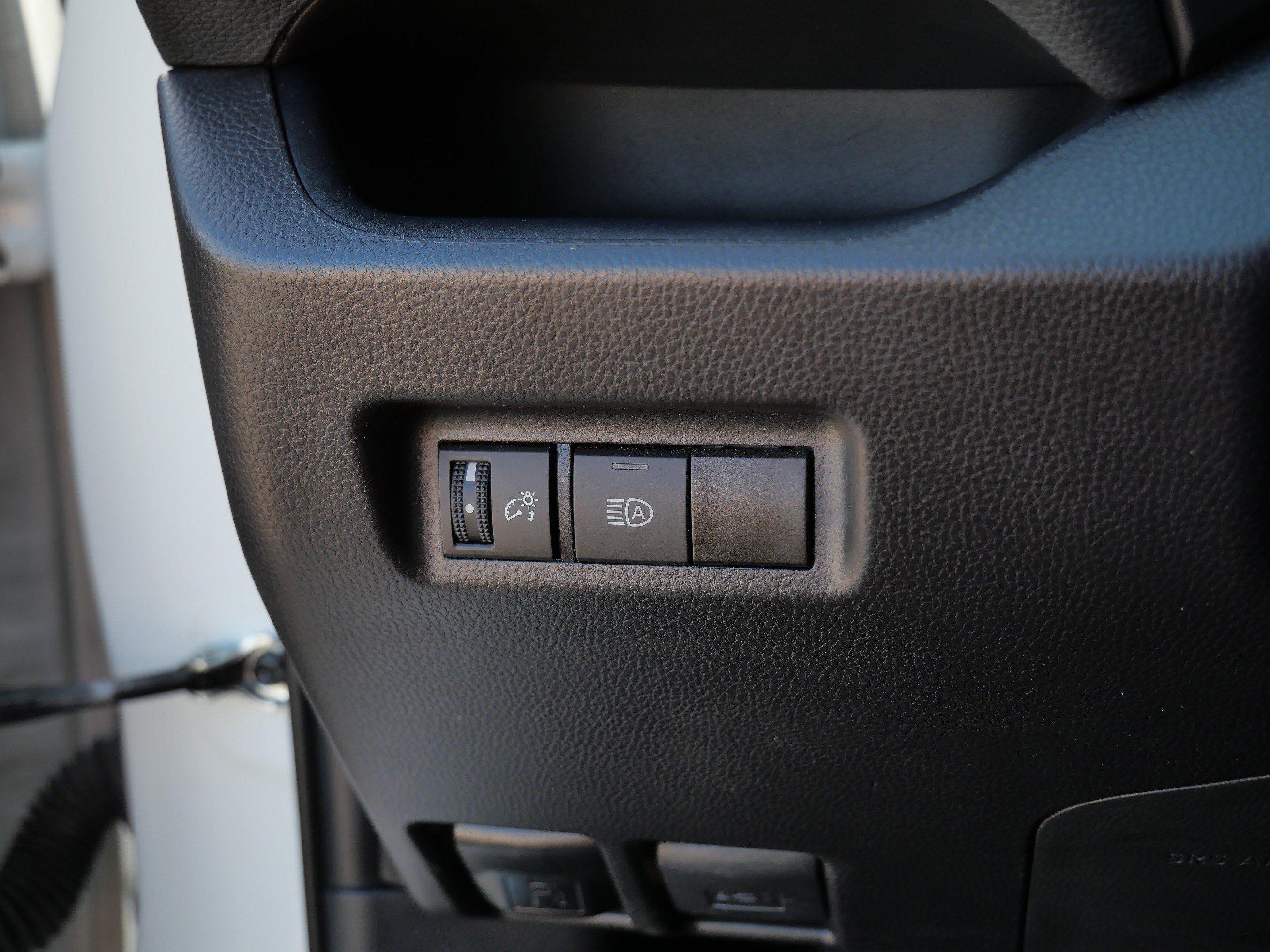 Certified 2025 Toyota RAV4 XLE AWD/4WD image 27