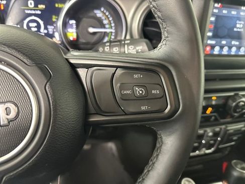 Used 2023 Jeep Wrangler Unlimited w/ Cold Weather Group image 16