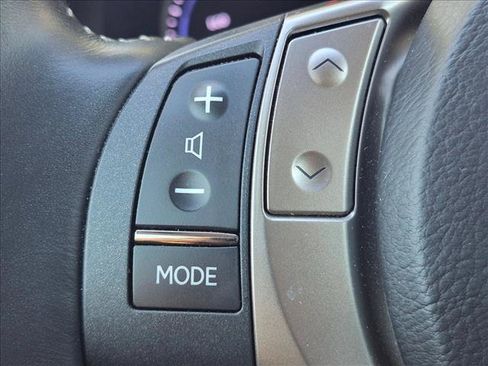 Used 2013 Lexus ES 300h w/ Premium Pkg FWD image 14