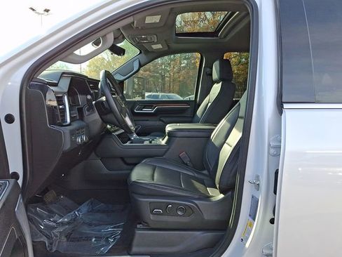 Used 2024 GMC Sierra 2500 Denali w/ Denali Reserve Package image 17