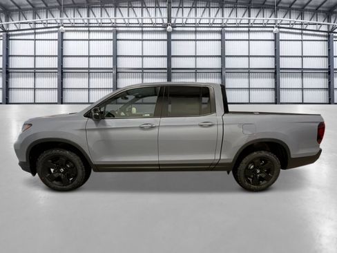 New 2026 Honda Ridgeline Black Edition image 2