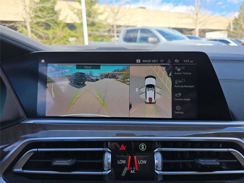 Used 2021 BMW X5 xDrive40i w/ Executive Package image 27