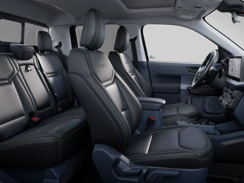 New 2025 Ford Maverick Lobo AWD/4WD image 30