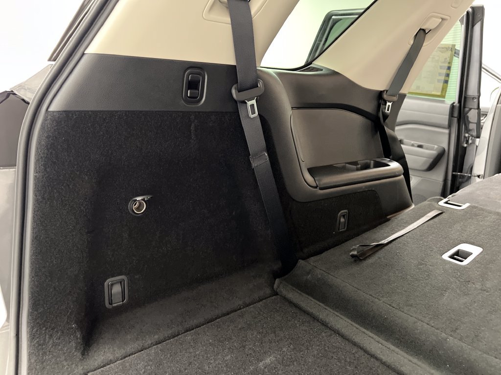 Used 2026 Nissan Pathfinder SL FWD image 41