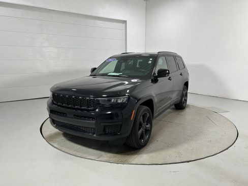 Used 2022 Jeep Grand Cherokee L Laredo AWD/4WD image 20